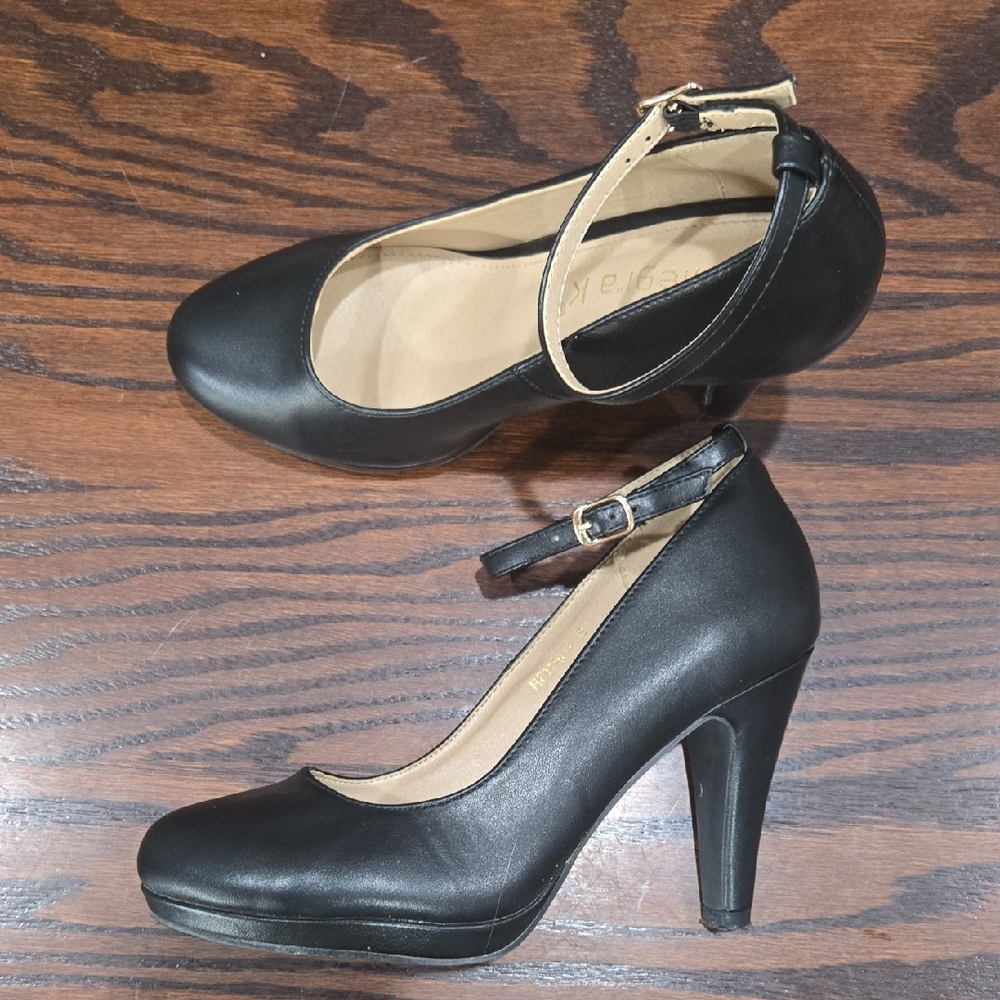 Allegra K Black Ankle-Strap High Heel Pumps